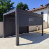 Installazione pergola bioclimatica su misura Qbox Easy con tende oscuranti